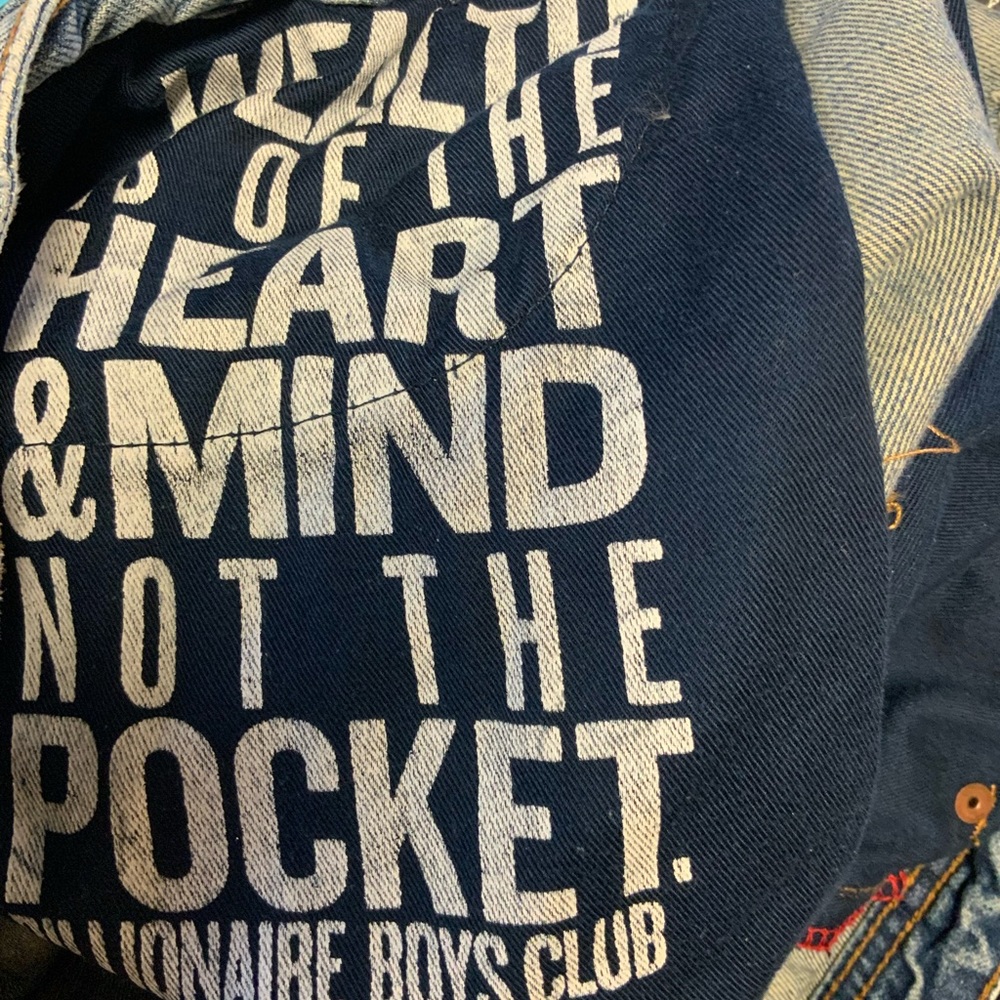 Men's Distressed Blue Jeans - Picture 11 of 12